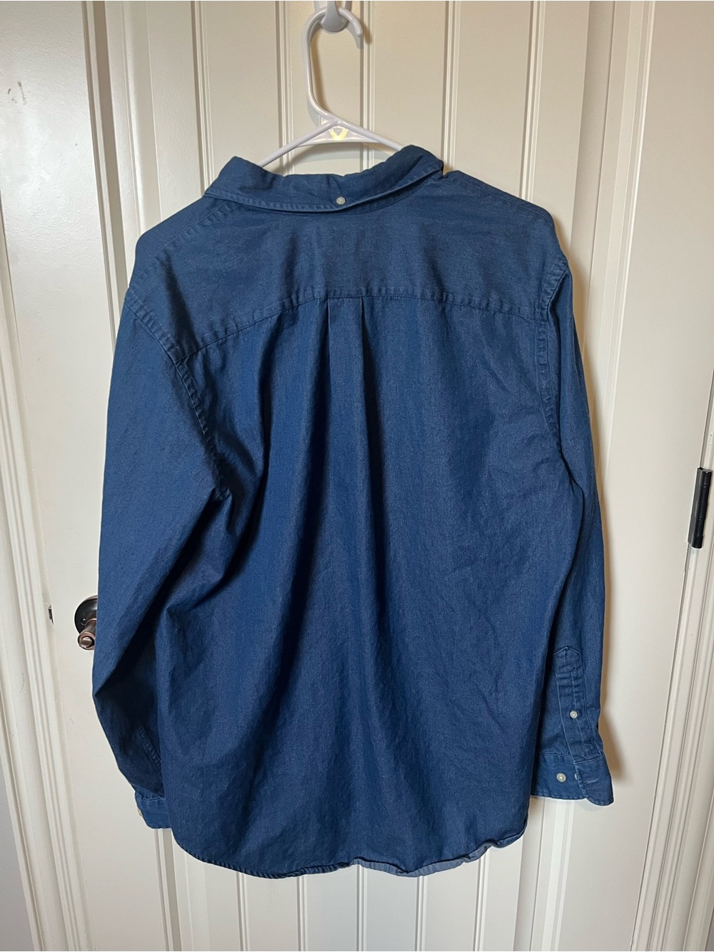 Lands' End Men's Indigo Button-Down Shirt - Picture 3 of 3